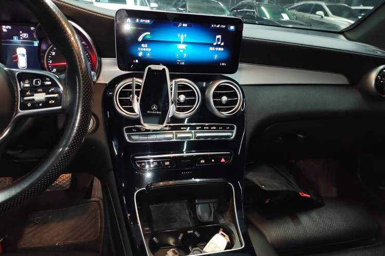 Used Mercedes-Benz GLC 2020 GLC 260 L 4MATIC Dynamic Model
