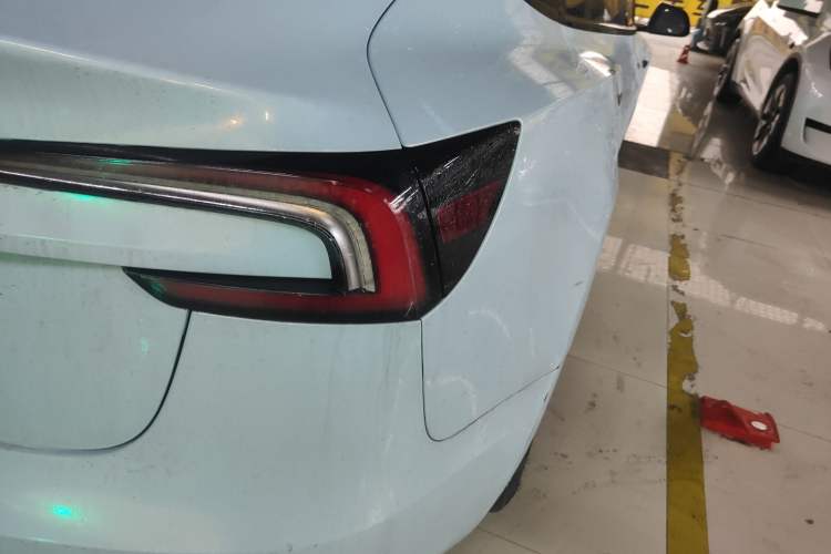 Used Tesla Model 3 2023 Rear-Wheel-Drive Version
