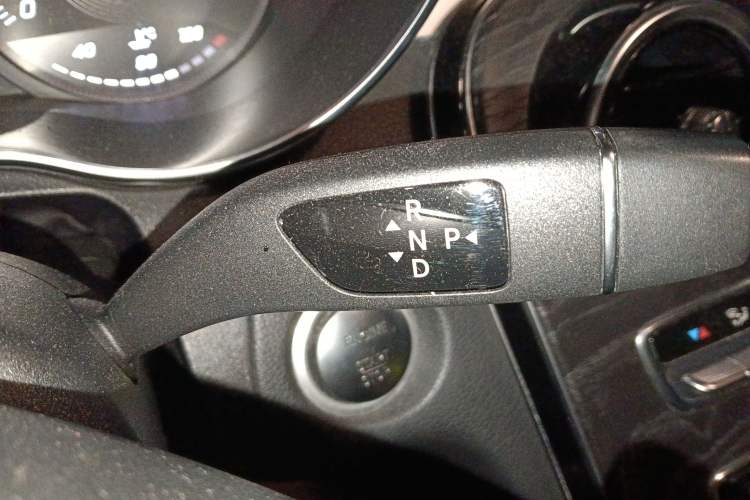 Used Mercedes-Benz C-Class 2015 C 180 L Sport Edition
