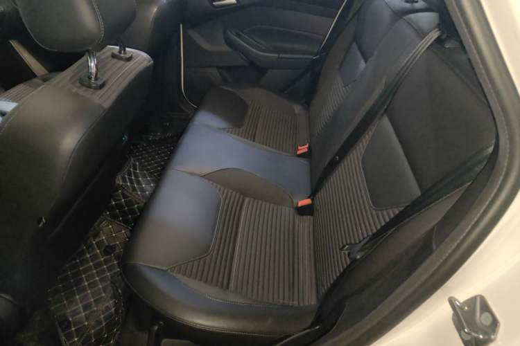 Used Ford Focus 2018 Hatchback Classic EcoBoost 180 Automatic Elite Model
