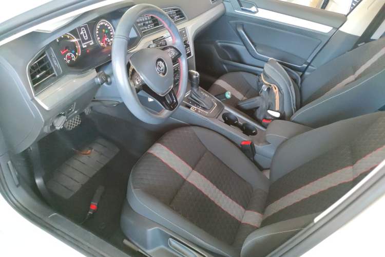 Used Volkswagen Lamando 2021 230TSI DSG Fashion Edition
