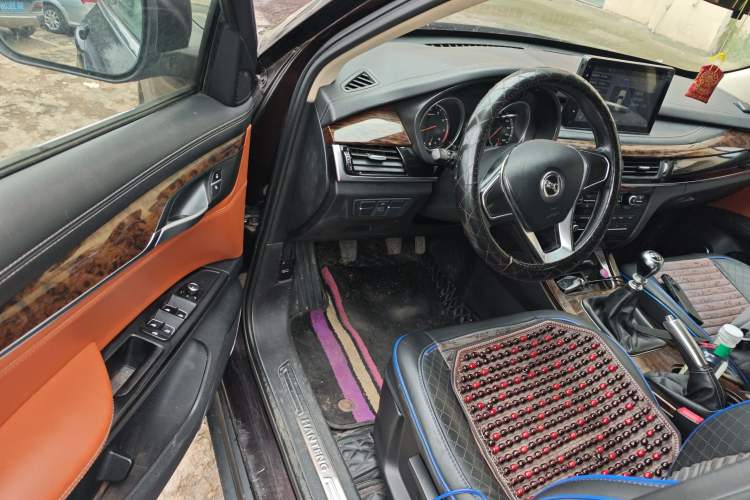 Used Hanteng X7 2016 1.5T Manual Comfort Model
