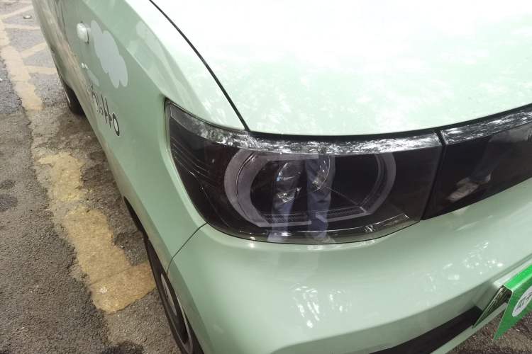 Used Wuling Hongguang MINIEV 2021 Macaron Premium Model – Lithium Iron Phosphate
