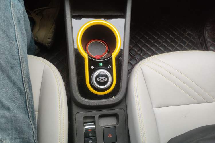 Used Chery Little Ant 2021 200 000-Yuan Ant Fan Edition Oxygen Version Lithium-Ion Battery 301 km