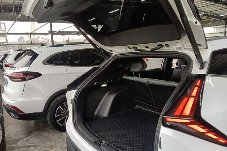 Used Geely Auto Emgrand X7 Sport 2024 1.5TD Smart Connect+
