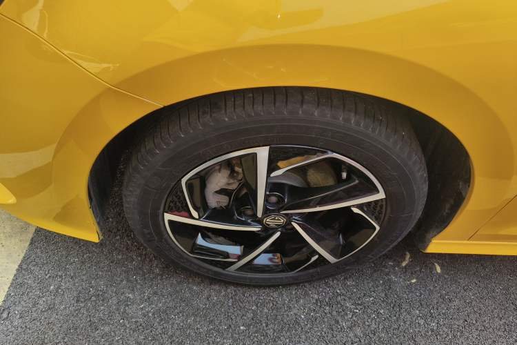 Used MG 5 2021 300TGI DCT Elegant Luxury Edition
