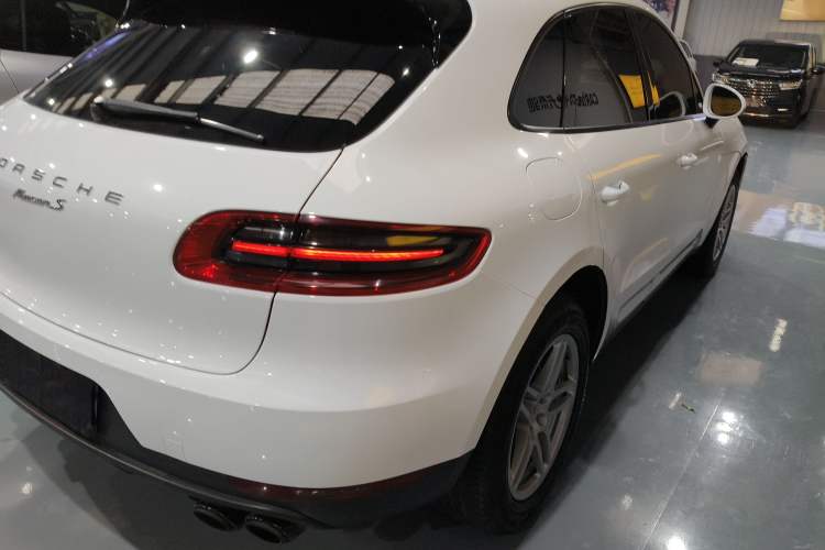 Used Porsche Macan 2017 Macan 2.0T
