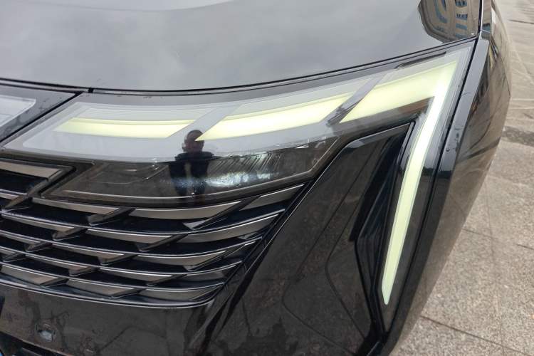 Used Geely Auto FX11 2023 1.5TD DCT Prestige Edition
