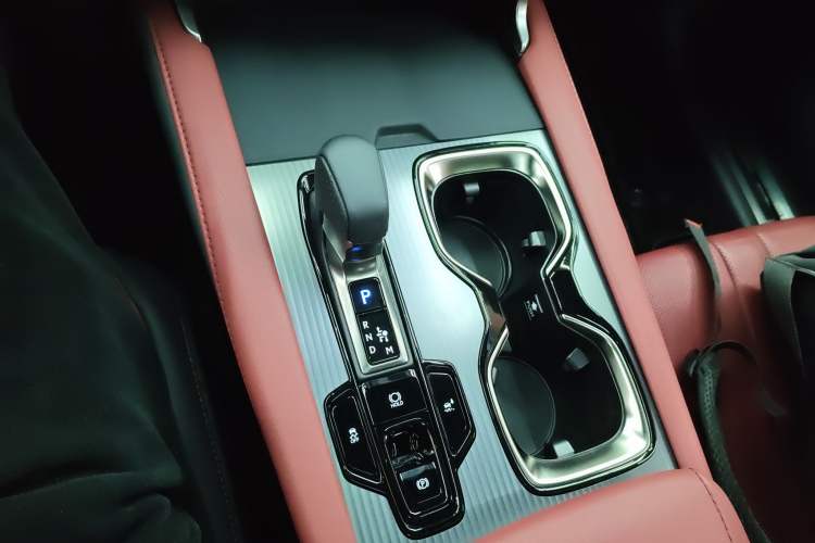 Used Lexus RX 2023 500h Four-Wheel Drive F SPORT Performance
