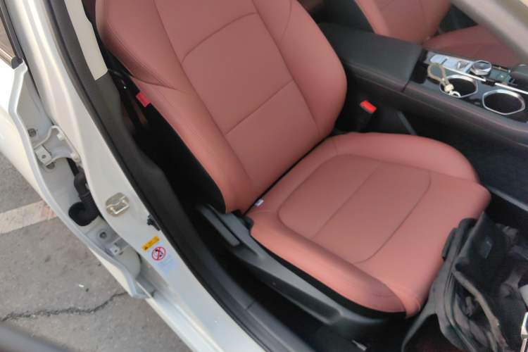 Used Changan Eado 2025 PLUS 1.4T Dual-Clutch High-Energy Version