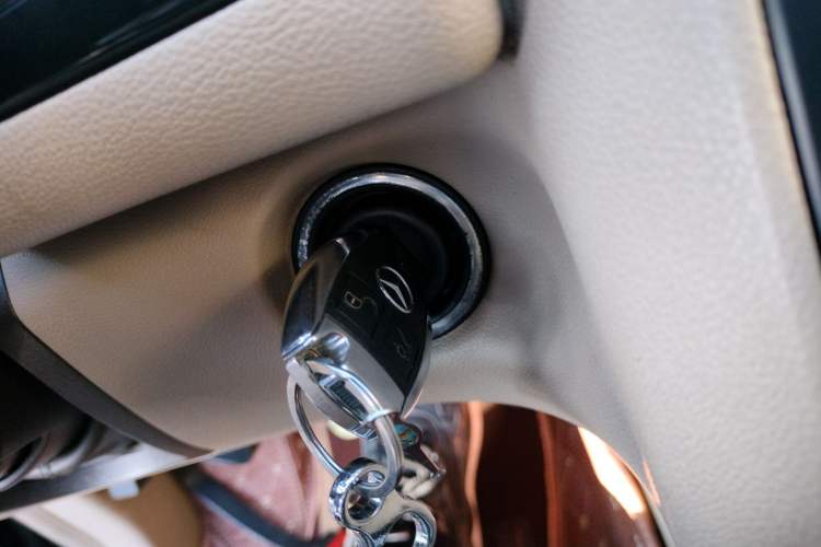 Used Mercedes-Benz R-Class 2017 R 320 4MATIC Business Edition Prestige Model