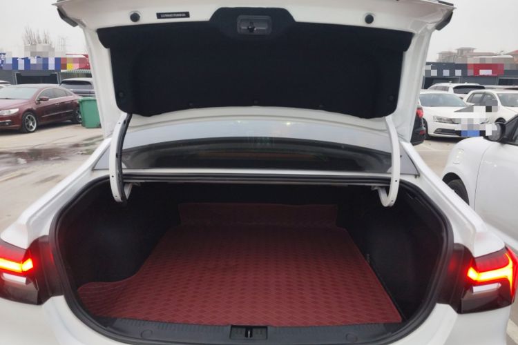 Used Roewe i6 MAX New Energy 2023 EV 420 Skyroof Special Edition
