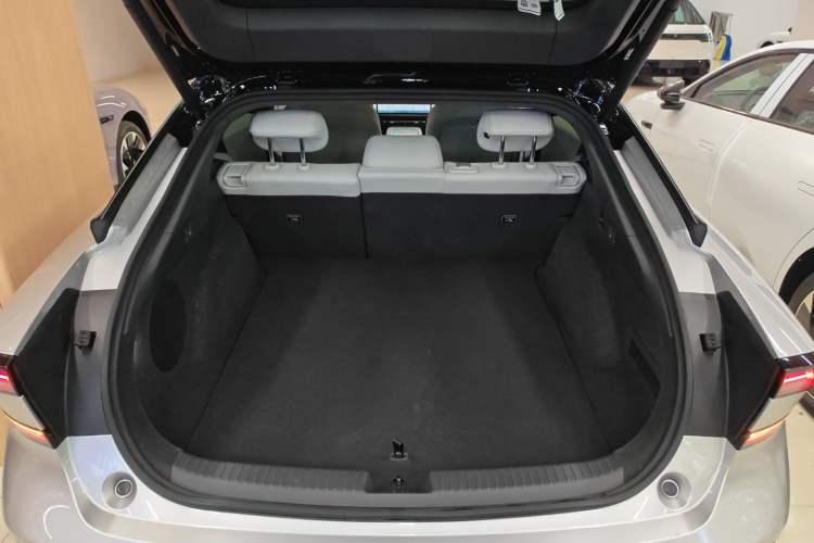 Used XPeng P7+ 2024 Long-Range Max
