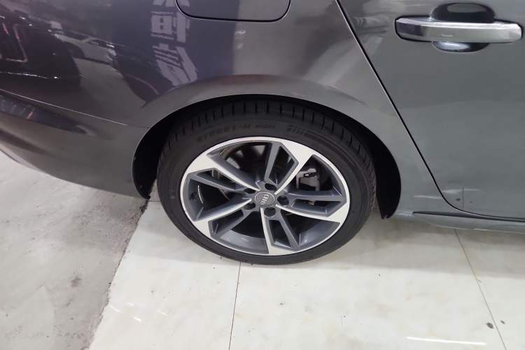 Used Audi A4L 2020 40 TFSI Fashion Dynamic Model