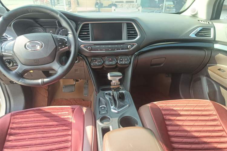 Used GAC Trumpchi GS4 2017 235T Automatic Two-Wheel Drive Luxury Smart Connectivity Version