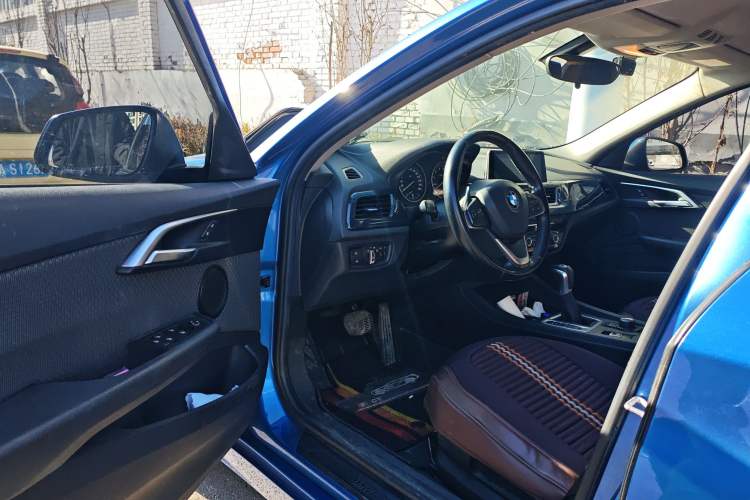 Used BMW 1 Series 2017 118i Fashion Model
