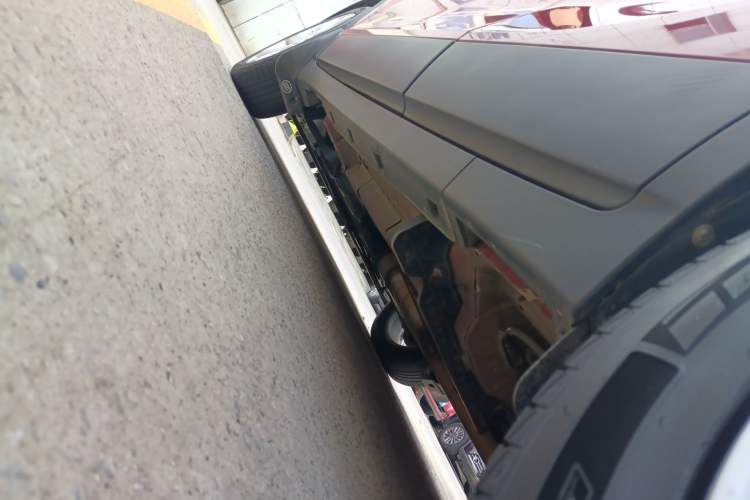 Used Buick Encore 2015 1.4T Automatic Two-Wheel Drive Urban Elite Version
