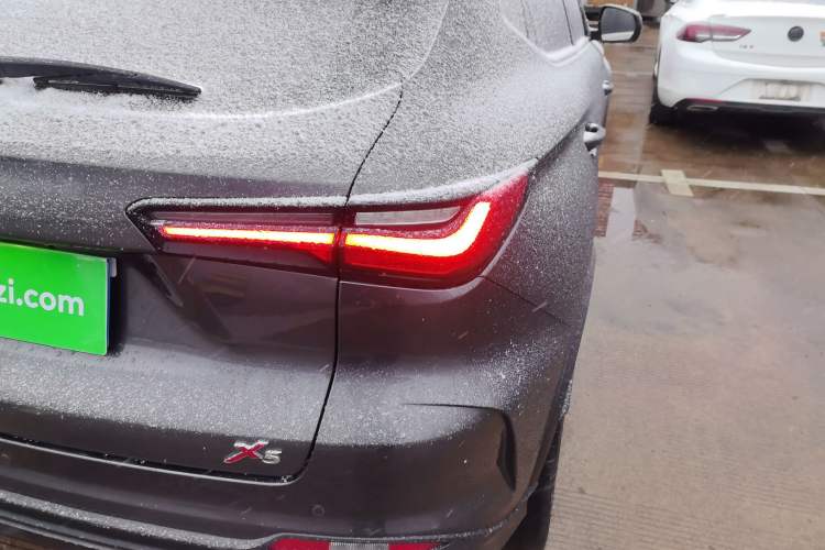 Used Oshan X5 2021 1.6L CVT Luxury Model
