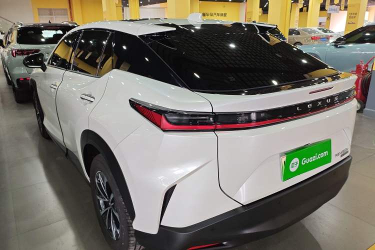 Used Lexus RZ 2023 450e All-Wheel Drive Luxury Edition
