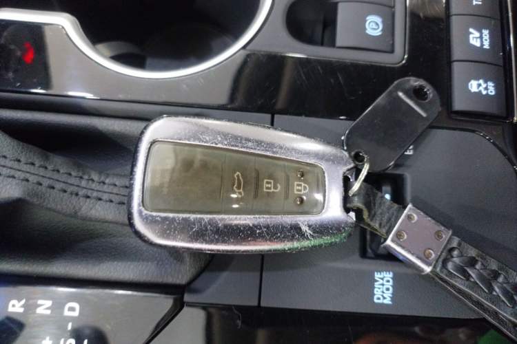 Used Toyota Highlander 2022 Dual-Engine 2.5L Four-Wheel Drive Prestige Version 7 Seats