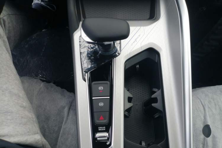 Used Geely Auto Preface 2025 Dongfang Yao 1.5TD Kunlun Edition