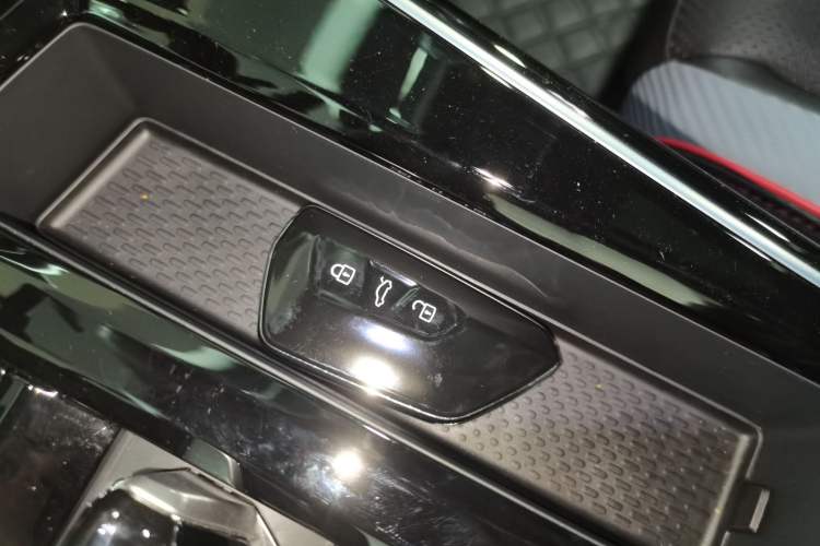 Used Volkswagen Lamando 2024 Lavida L 280TSI DSG Cool & Spicy Edition