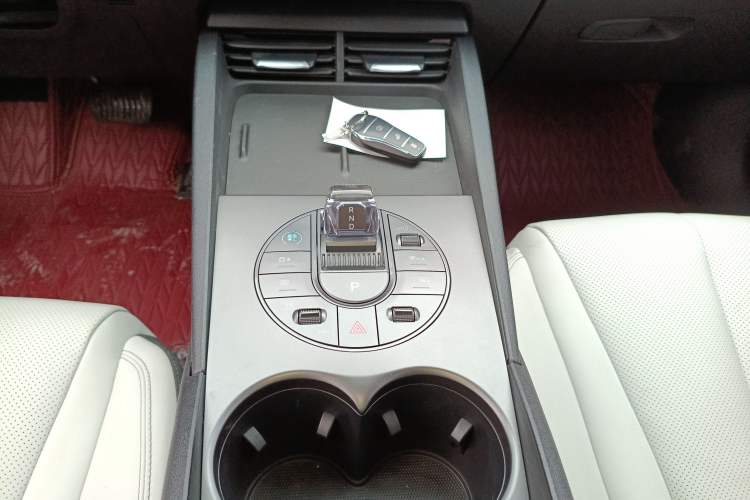 Used BYD Seal 06 New Energy 2024 DM-i 80KM Luxury Model
