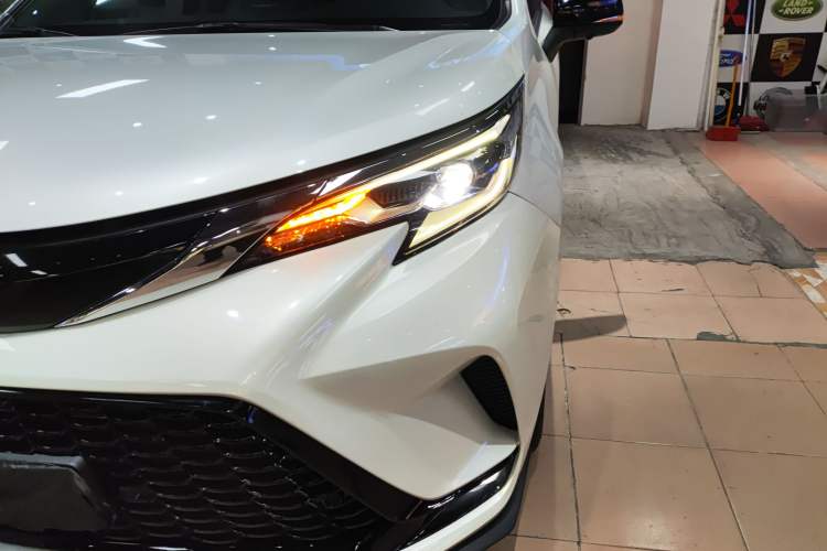 Used Toyota Sienna 2021 2.5L Hybrid Comfort Edition
