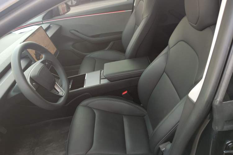 Used Tesla Model 3 2023 Rear-Wheel-Drive Version
