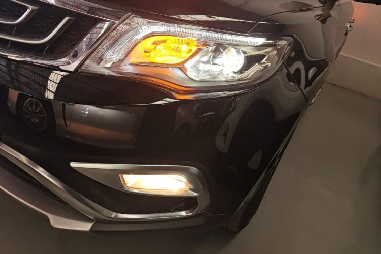 Used Geely Auto Emgrand X7 Sport 2016 1.8TD Automatic ZhiZun Version
