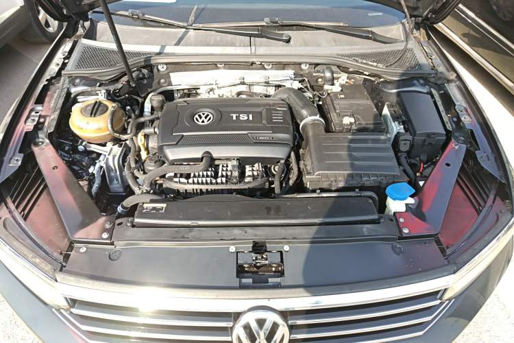 Used Volkswagen Magotan 2018 Facelift 380TSI DSG Luxury Version
