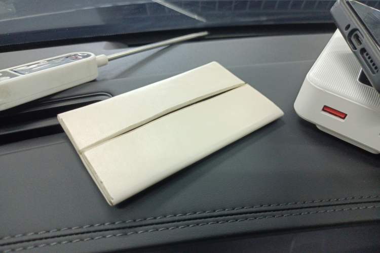 Used  11 2024 730 Luxury Edition with Three Lasers and Rear-Wheel Drive