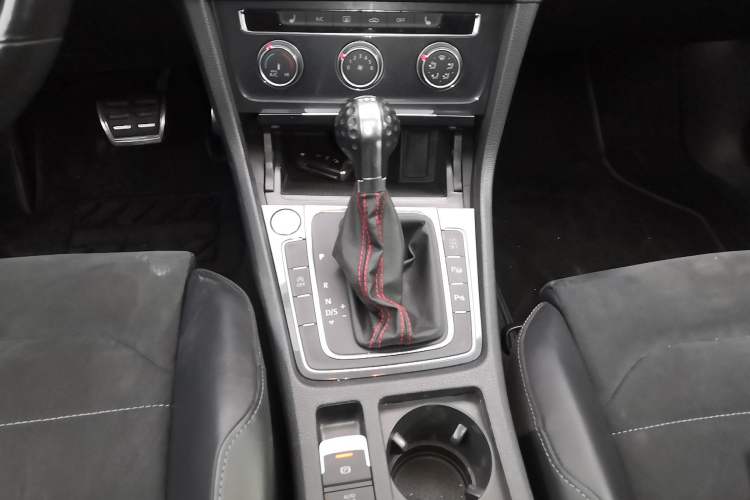 Used Volkswagen Golf 2019 280TSI DSG Luxury Version China V Standard
