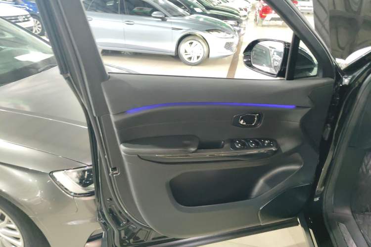 Used Nio EC6 2020 430 km Sport Version
