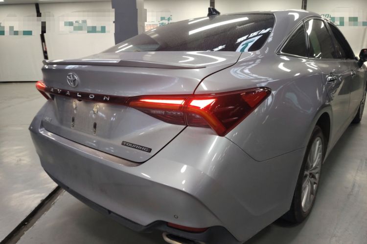 Used Toyota Avalon 2019 2.5L Touring Premium Version China VI Standard

