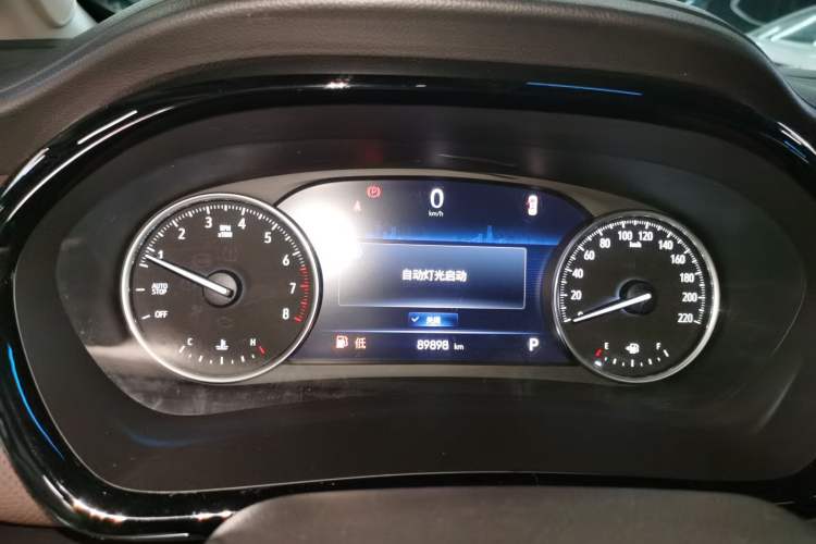 Used Buick GL8 2022 Land Business Class 652T Luxury Model
