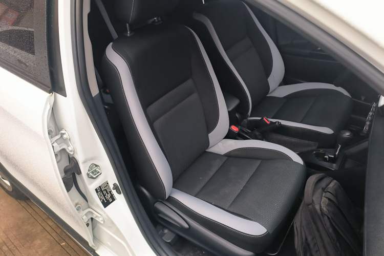 Used Toyota YARiS L 2020 X-Trail X 1.5L CVT Leading Edition