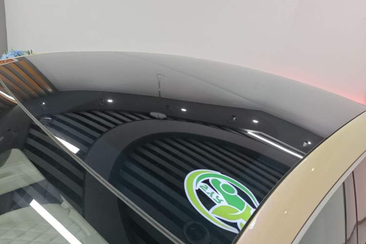 Used  11 2024 630 Rear-Wheel Drive Edition with Three Lasers
