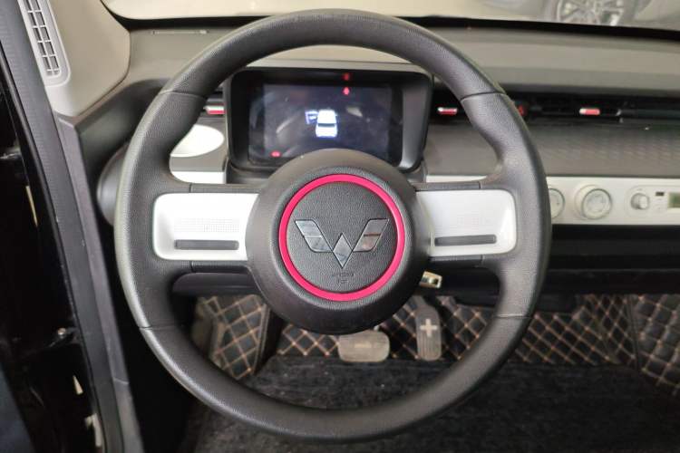 Used Wuling Hongguang MINIEV 2022 GAMEBOY 300km Enthusiast Model with Lithium Iron Phosphate