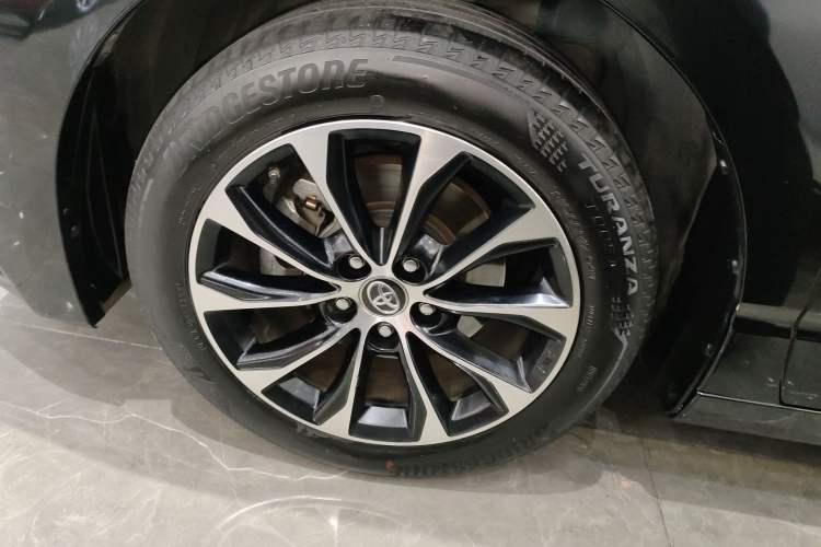 Used Toyota Avalon 2022 2.0L Luxury Edition
