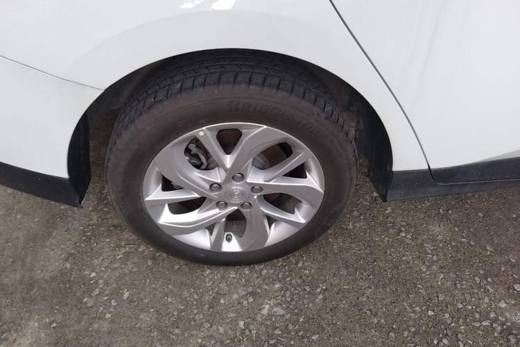 Used Buick Velite 6 2024 450km Range Commuter Version