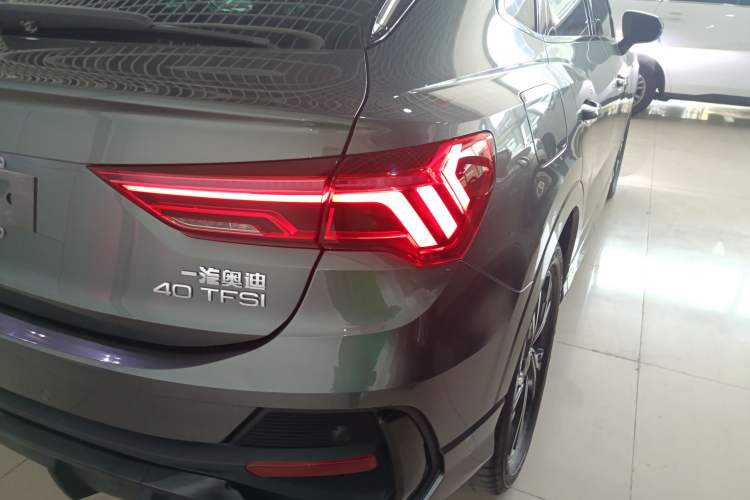 Used Audi Q3 Sportback 2022 40 TFSI Fashion Model
