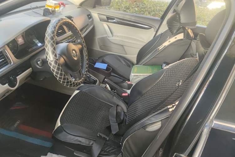 Used Volkswagen Gran Lavida 2013 1.6L Automatic Comfort Model