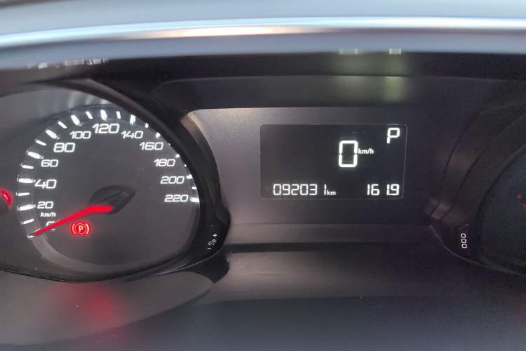 Used Peugeot 308 2016 1.6L Automatic Luxury Edition
