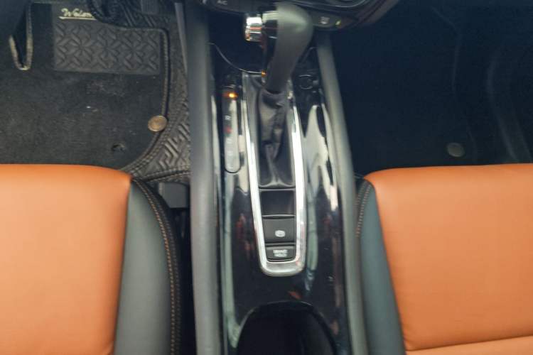 Used Honda Vezel 2017 1.5L CVT 2WD Comfort Model