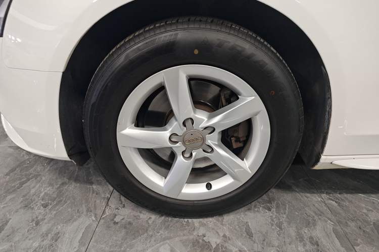 Used Audi A4L 2013 30 TFSI Automatic Comfort Model