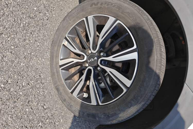 Used Kia Stonic 2021 1.4L CVT Fun & Sunroof Model
