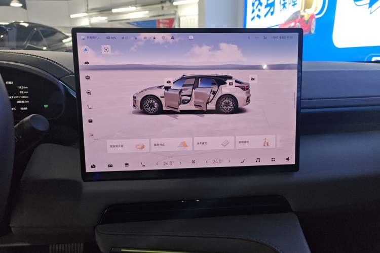 Used Zeekr 001 2025 WE Edition 95 kWh All-Wheel Drive
