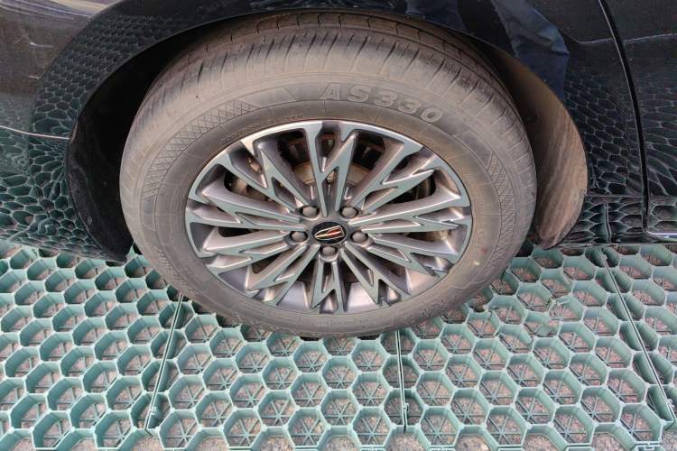 Used Hongqi H5 2024 1.5T DCT Smart Connect Flagship Edition
