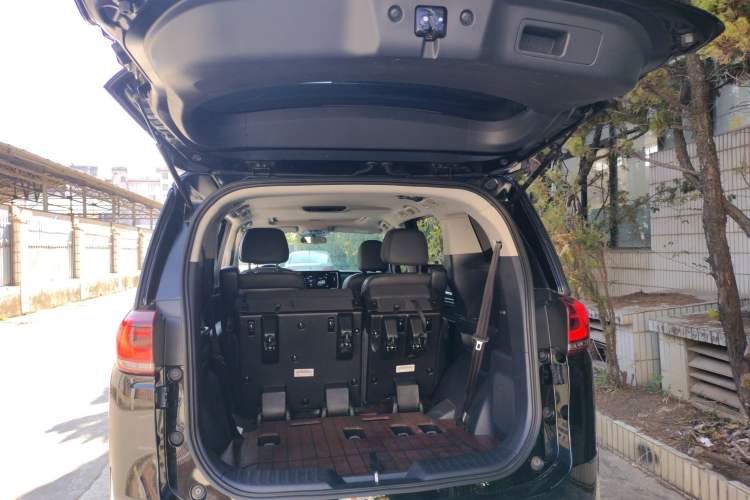 Used GAC Trumpchi M8 2023 Lingxiu Series 390T Deluxe Edition